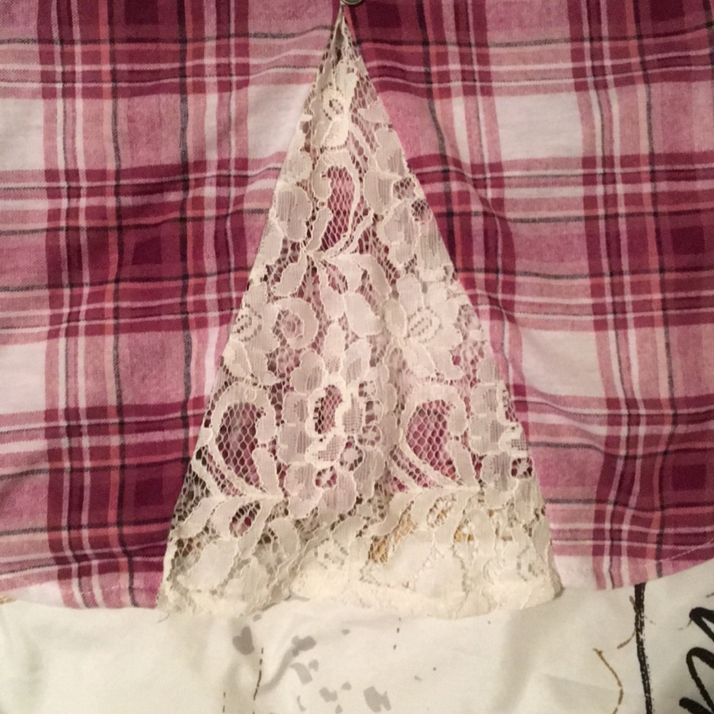 Pink plaid shirt with lace detail on the back. - Picture 4 of 5